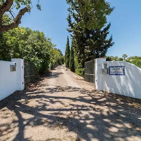 Quinta Das Portelas Apartment
